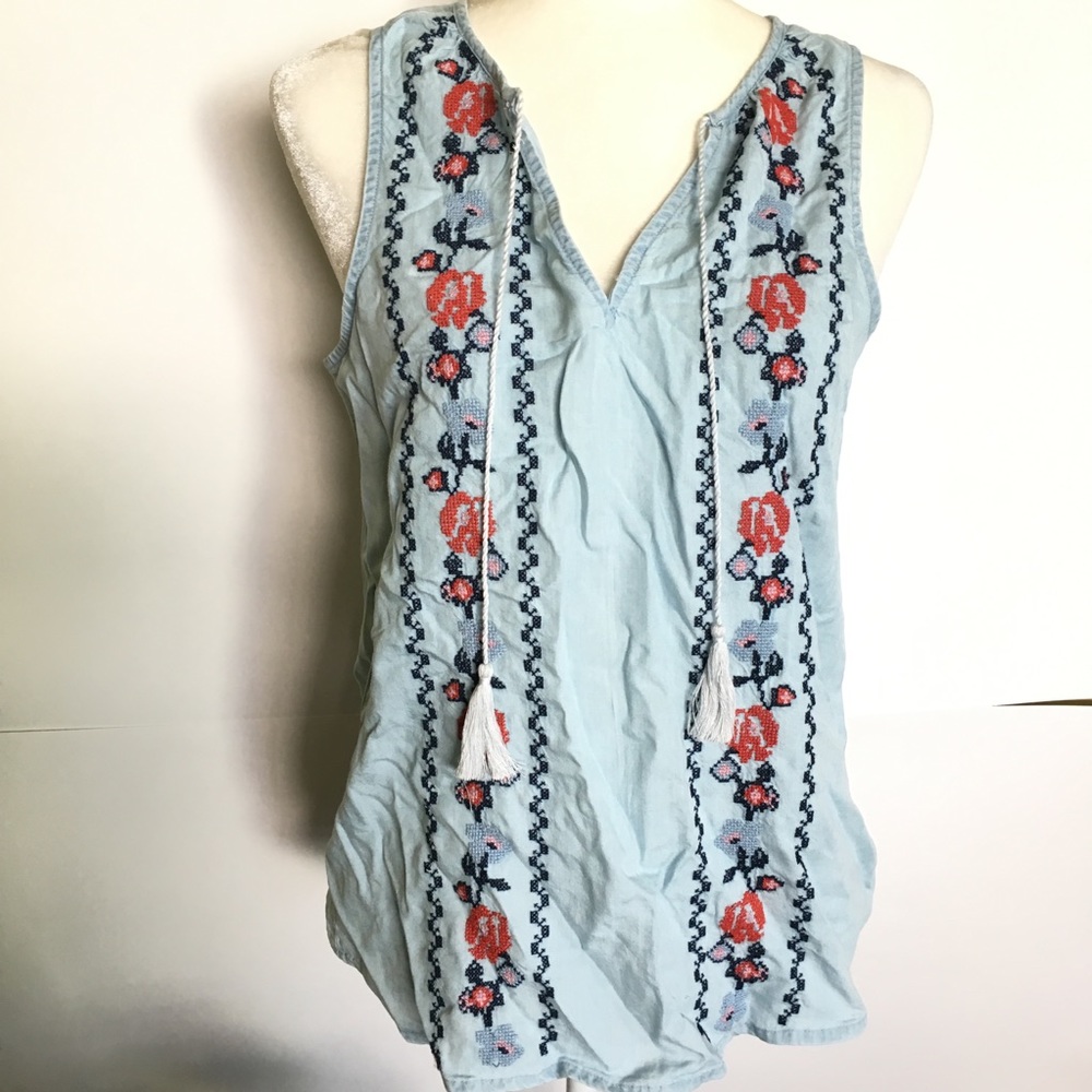 Old navy embroidered tassel tank top
